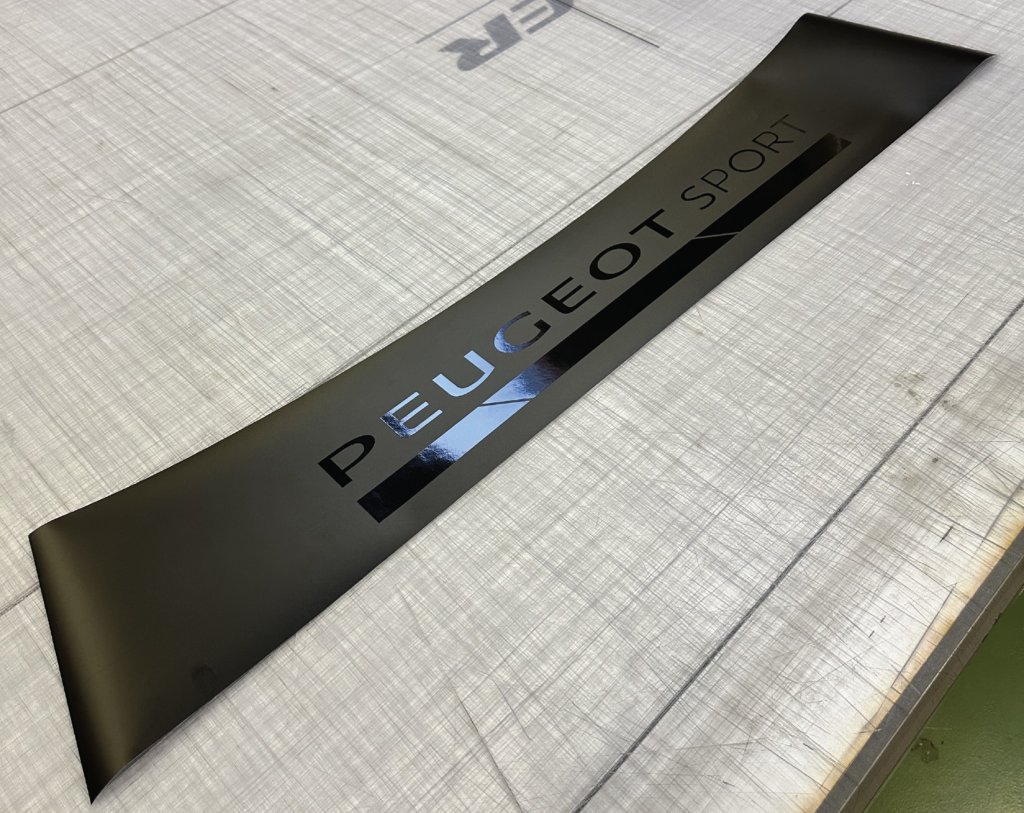 bandeau-pare-soleil-noir-peugeot-206-peugeot-sport