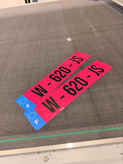 Autocollant plaque d'immatriculation ROSE